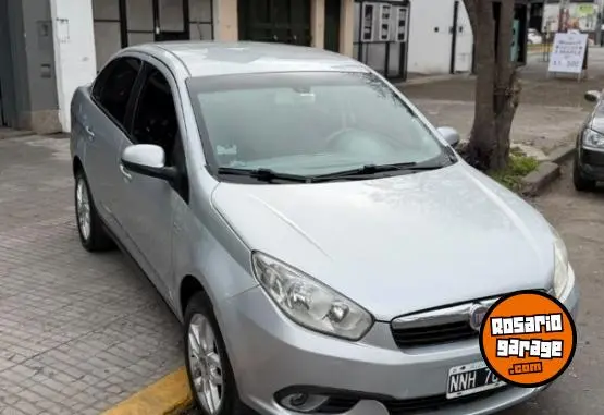 Fiat Grand Siena Essence 1.6  2014 - foto 4