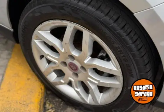 Fiat Grand Siena Essence 1.6  2014 - foto 5
