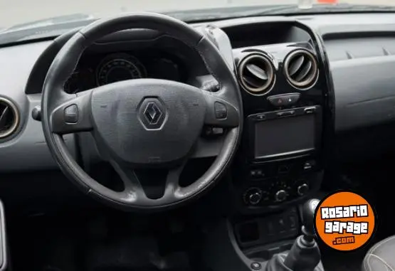 Renault Duster Privilege 2.0 4X2  2018 - foto 2