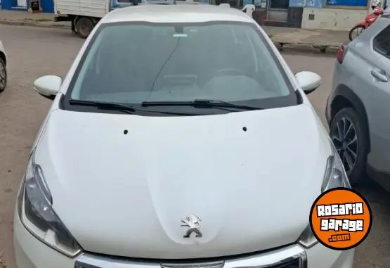Peugeot 208 Allure  2018 - foto 1