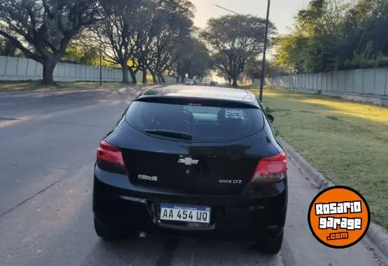Chevrolet Onix  2016 - foto 3