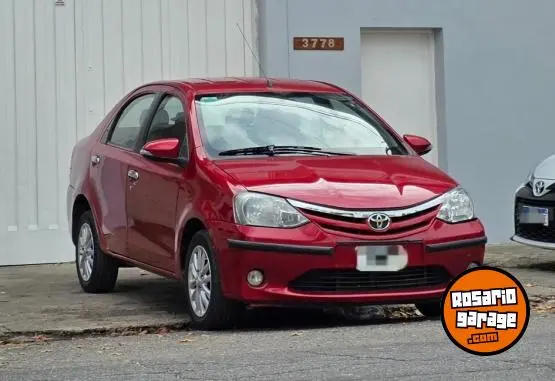 Toyota Etios  2015 - foto 1