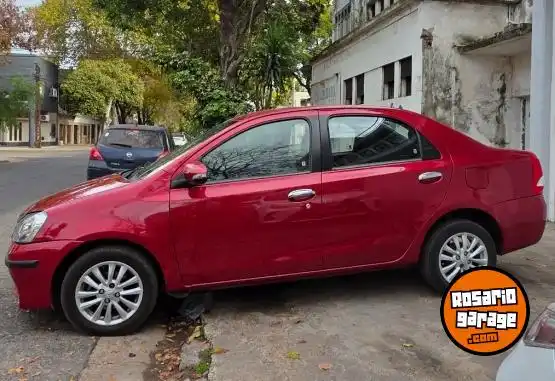 Toyota Etios  2015 - foto 5