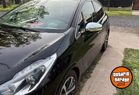 Peugeot 208 Allure Plus  2018 - foto 3