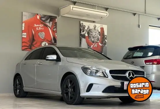 Mercedes-Benz A 200 Blueefficiency Urba  2018 - foto 1