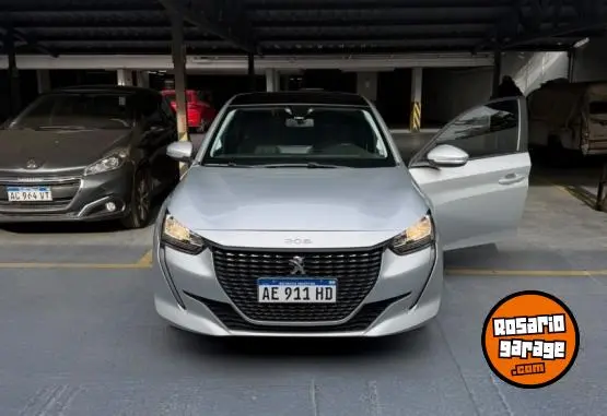 Peugeot 208  2021 - foto 1