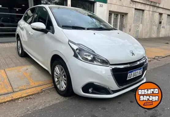 Peugeot 208  2018 - foto 1