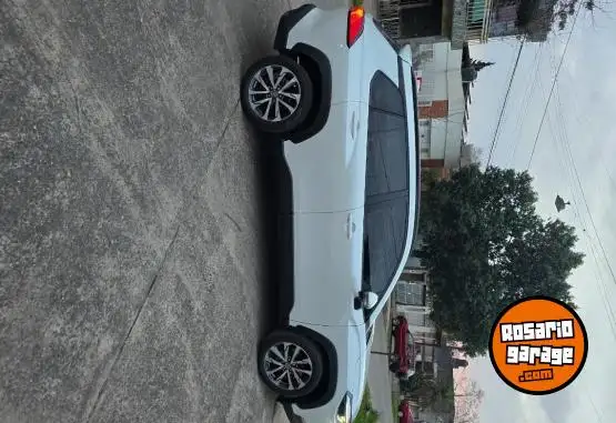 Toyota Corolla Cross  2023 - foto 4