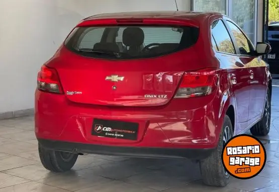 Chevrolet Ã³Nix Ltz  2015 - foto 4