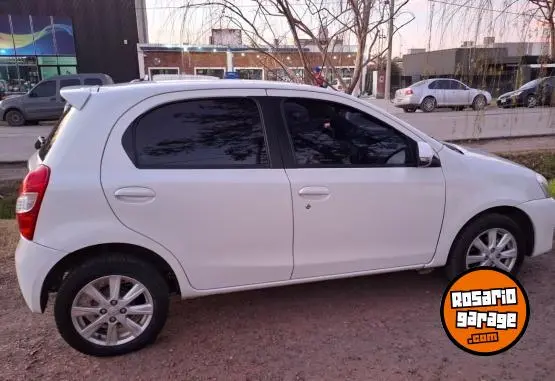Toyota Etios  2017 - foto 4