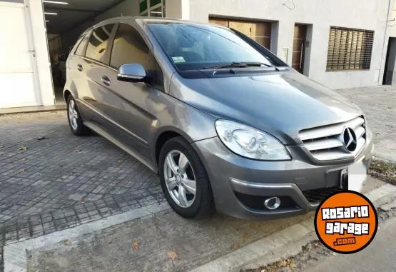 Mercedes-Benz B180 B200  2010 - foto 2