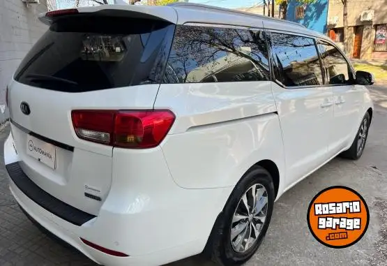 Kia Carnival 2.2 Crdi Ex Prem  2017 - foto 4