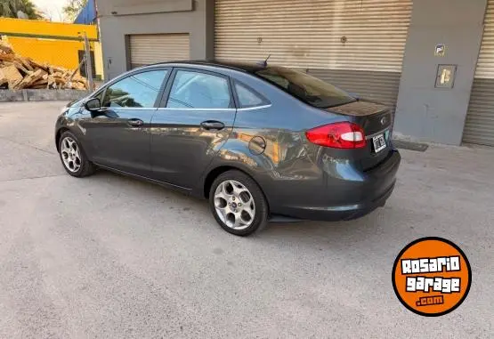 Ford Fiesta Kinetic  2011 - foto 3
