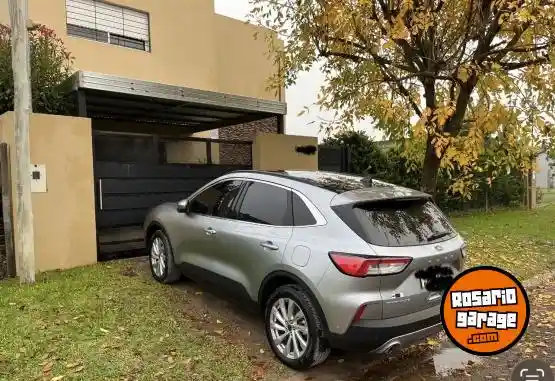 Ford Kuga Hã­brida 4X4 Titanium  2022 - foto 1
