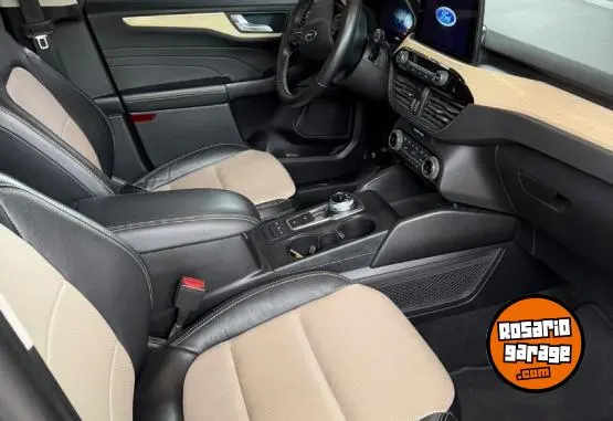 Ford Kuga Hã­brida 4X4 Titanium  2022 - foto 5