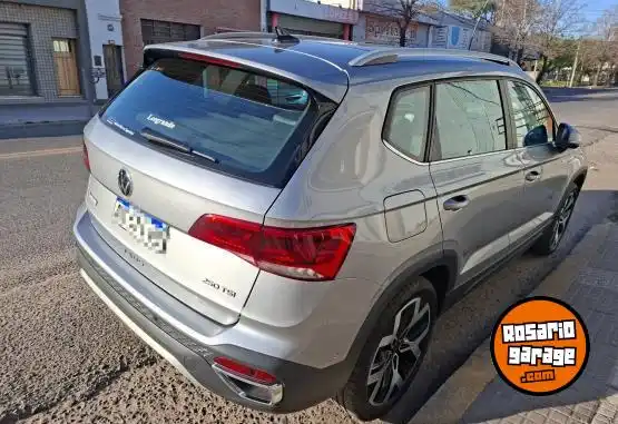 Volkswagen Taos Highline  2024 - foto 2