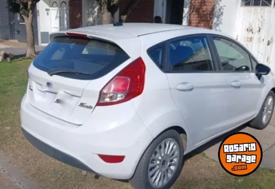 Ford Fiesta  2015 - foto 2
