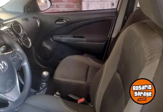 Toyota Etios Xs 1.5 6M/T Sedã¡N  2017 - foto 5
