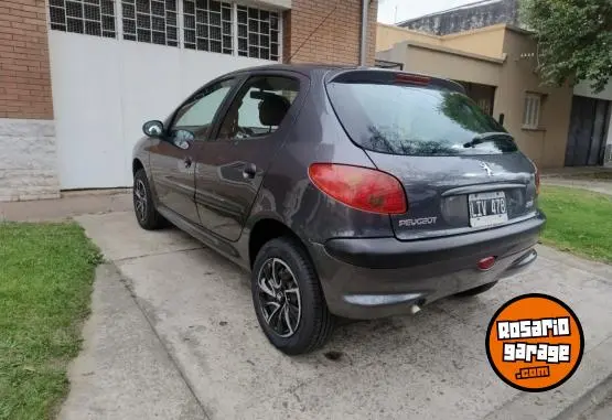 Peugeot 206 Generaciã³N Plus 1.4  2012 - foto 3