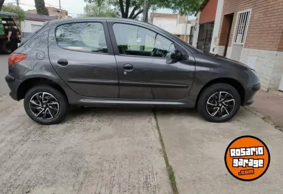 Peugeot 206 Generaciã³N Plus 1.4  2012 - foto 5