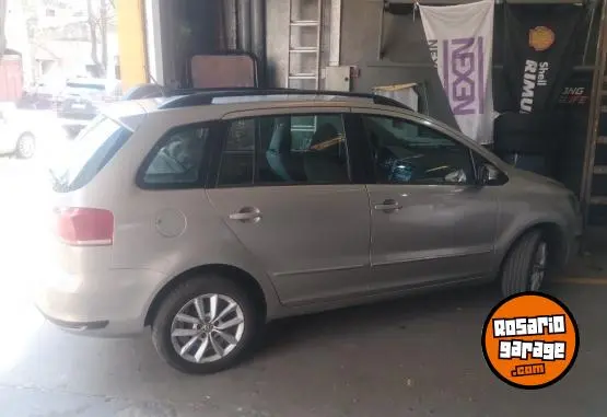 Volkswagen Suran  2016 - foto 1
