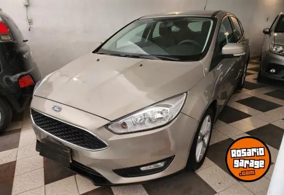 Ford Focus  2015 - foto 1