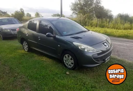 Peugeot 207 Sedan  2011 - foto 2