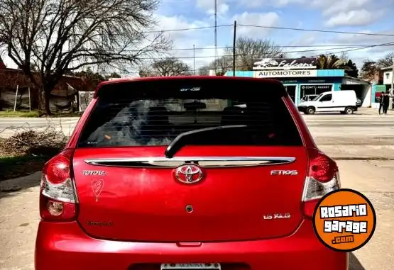 Toyota Etios  2014 - foto 3