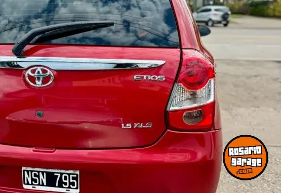 Toyota Etios  2014 - foto 4