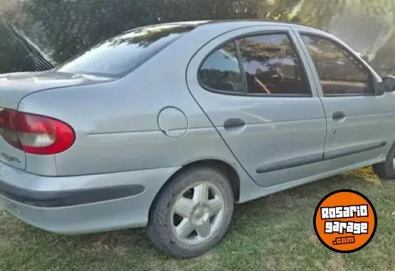 Renault Megane  2000 - foto 1