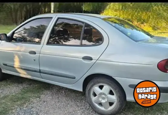 Renault Megane  2000 - foto 2