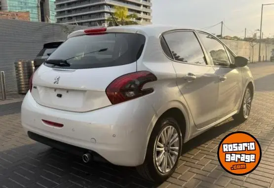 Peugeot 208 Allure  2018 - foto 5