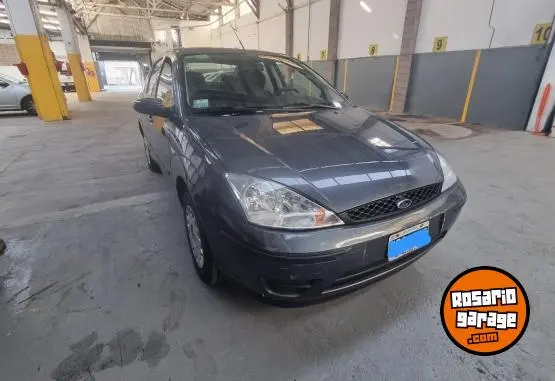 Ford Focus  2004 - foto 1