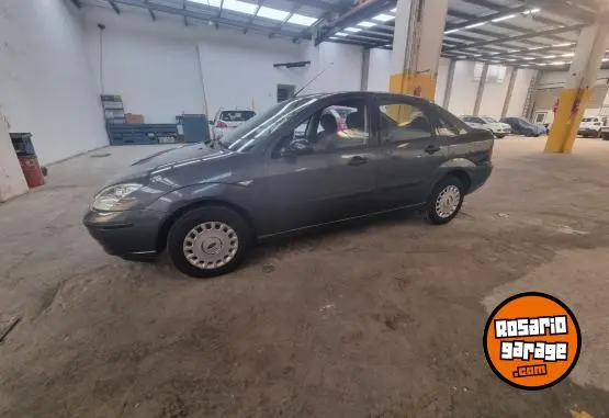 Ford Focus  2004 - foto 2
