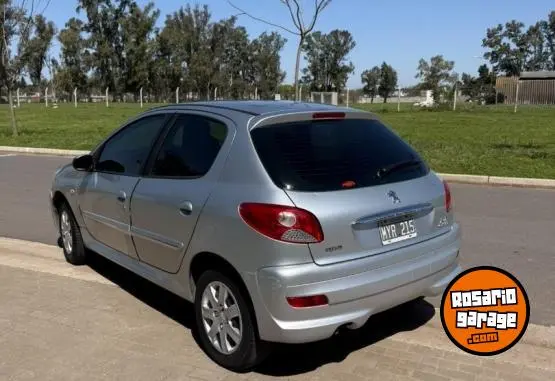Peugeot 207  2013 - foto 2