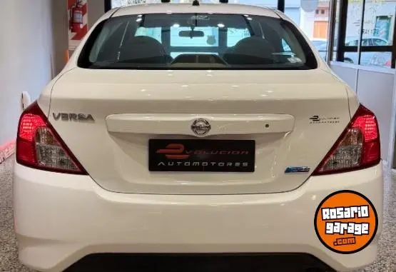 Nissan Versa  2015 - foto 4