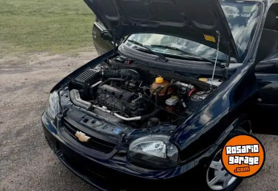 Chevrolet Corsa  2010 - foto 4