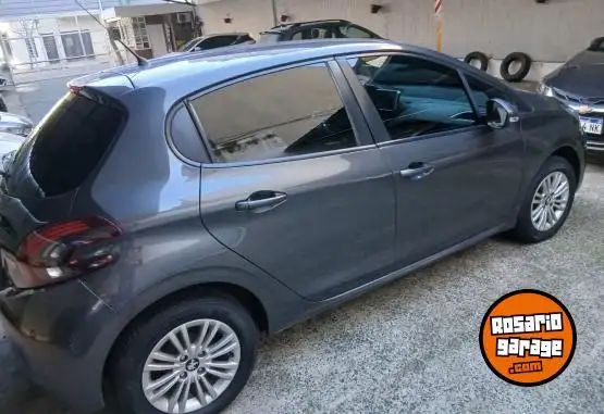 Peugeot 208 Allure 1.6 115 5Puert  2019 - foto 2