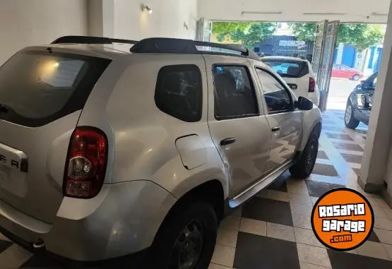 Renault Duster  2011 - foto 1