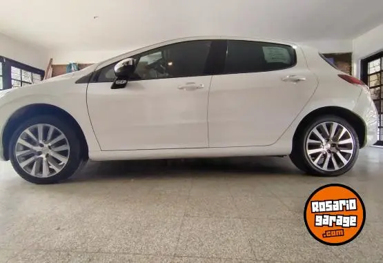 Peugeot 308  2019 - foto 2