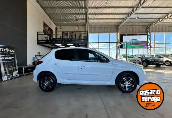 Peugeot 207 1.4 Compact A  2014 - foto 4