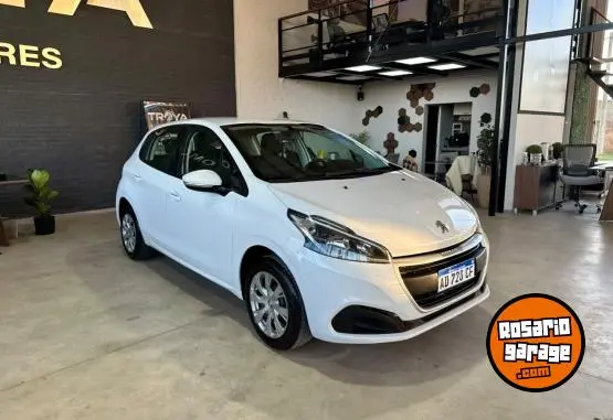 Peugeot 208 1.6 Active  2020 - foto 2