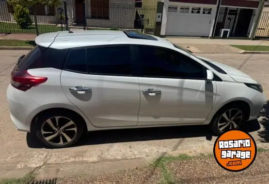 Toyota Yaris S  2023 - foto 1