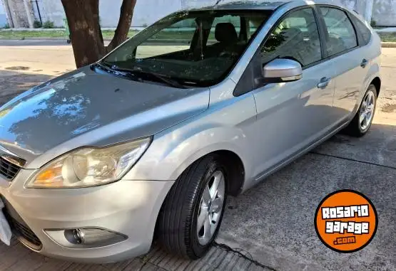 Ford Focus  2011 - foto 1