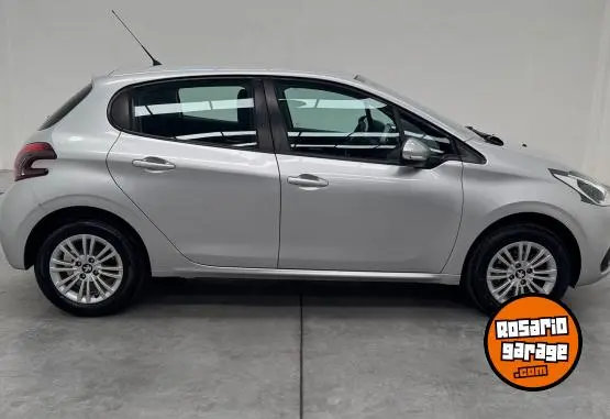 Peugeot 208 1.6 Allure  2019 - foto 5
