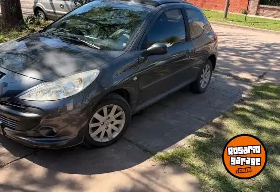 Peugeot 207 Premium  2011 - foto 1