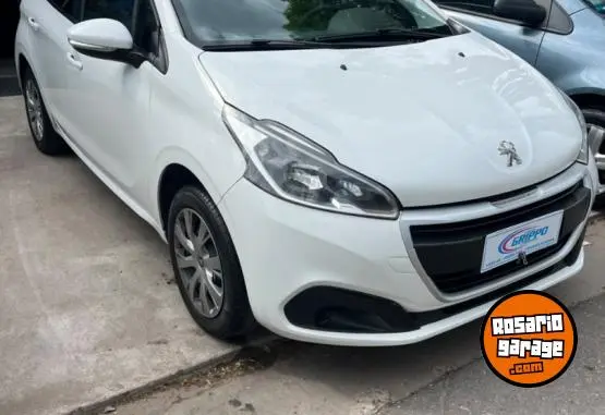 Peugeot 208 Active 1.6  2019 - foto 1
