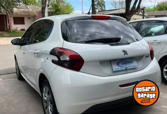 Peugeot 208 Active 1.6  2019 - foto 4