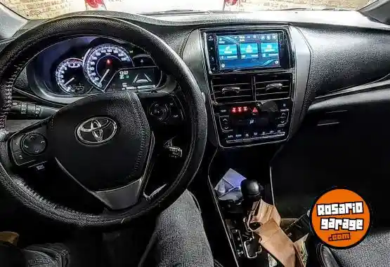 Toyota Yaris S  2022 - foto 2