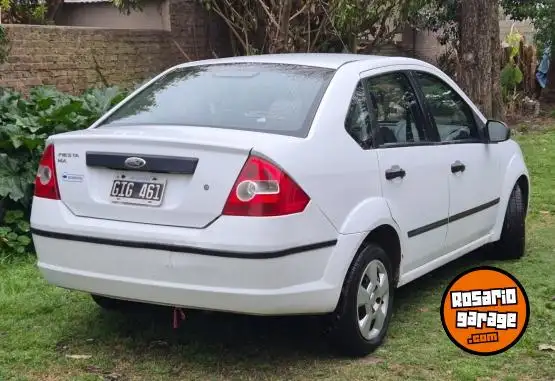 Ford Fiesta Max  2007 - foto 2